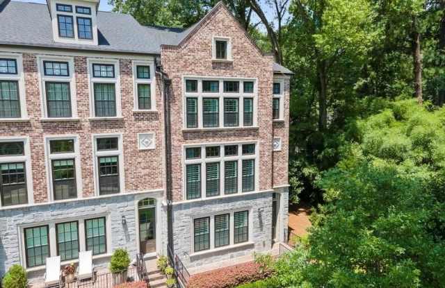 226 Devin PL NE photos photos