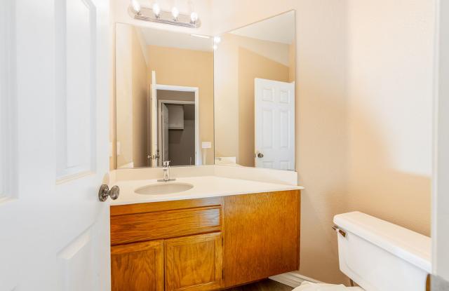 3Bd Cul de Sac home in Carlsbad's Rancho Carillo Community! Gallery 4