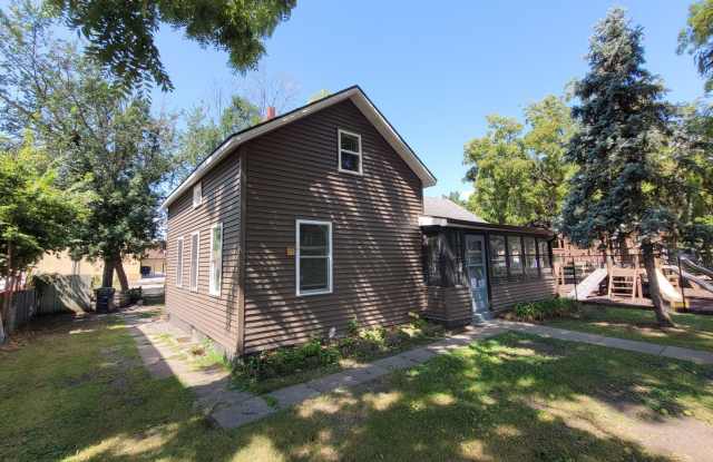 Updated North Side Home Gallery 3