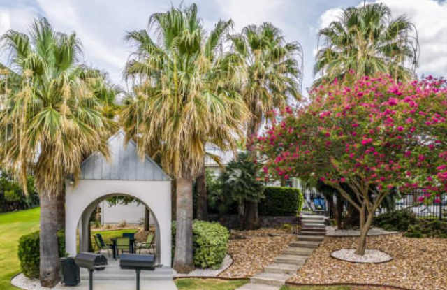 16132 Henderson Pass Gallery 3
