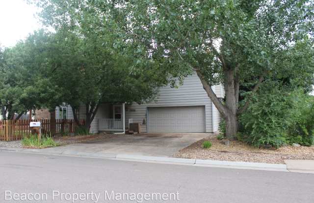 805 West Peakview Circle Gallery 2