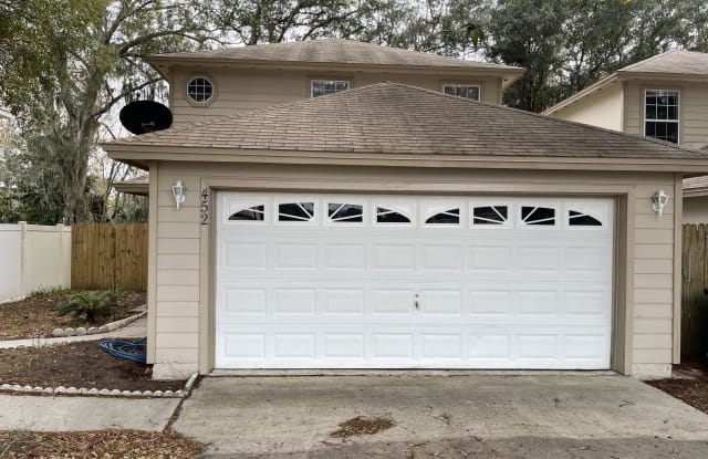 452 DUTTON ISLAND RD W - 452 Dutton Island Road W, Atlantic Beach, FL 32233