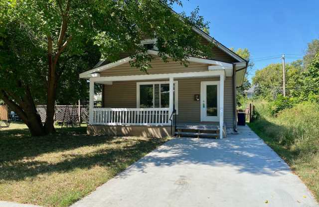 Beautifully Updated 4 Bed 2 Bath Home! photos photos Beautifully Updated 4 Bed 2 Bath Home! photos photos