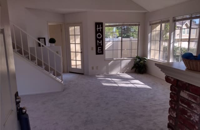 26322 Loch Glen - 26322 Loch Glen, Lake Forest, CA 92630