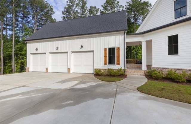 200 Von Lake Court Gallery 2