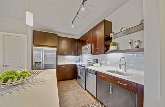 The Metropolitan photos photos