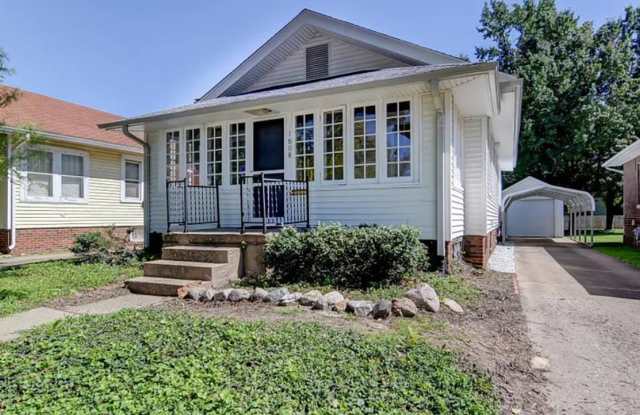 2 Bed 1 Bath photos photos