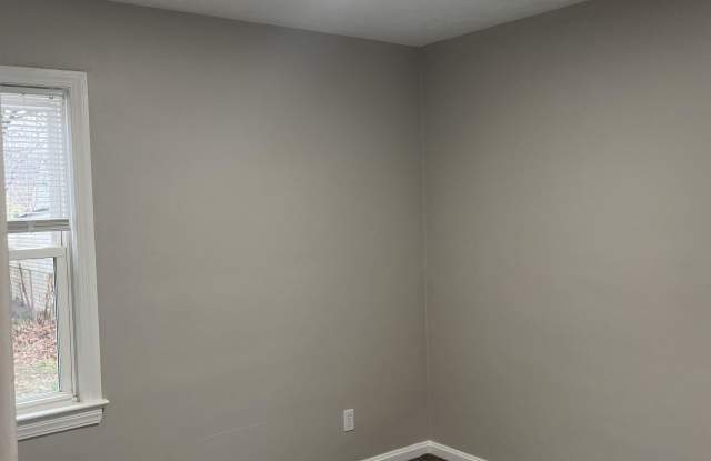 5513 Dogwood Trail photos photos