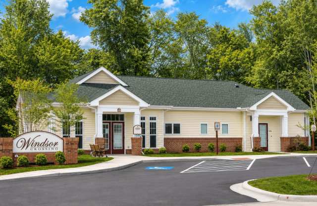 Windsor Crossing - 55+ Active Adult Apartment Homes Gallery 1