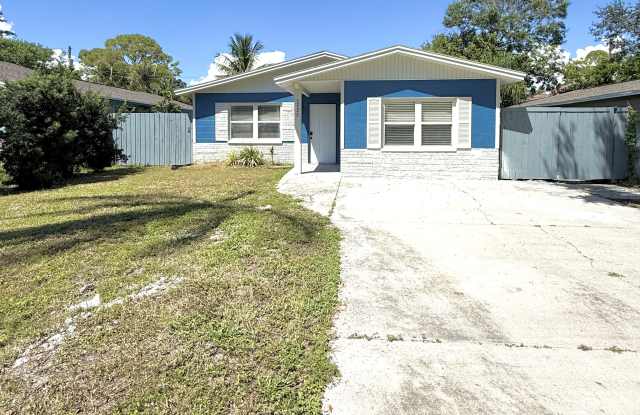1735 Michigan Avenue Northeast - 1735 Michigan Avenue Northeast, St. Petersburg, FL 33703