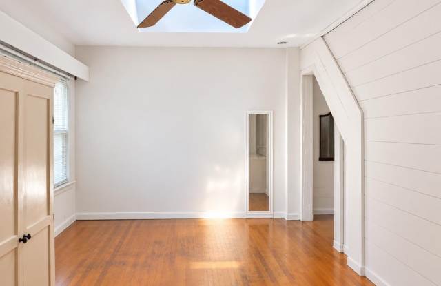 134 N BROADWAY Gallery 4
