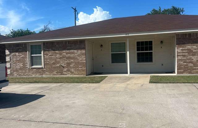 105 Kings Court - A photos photos