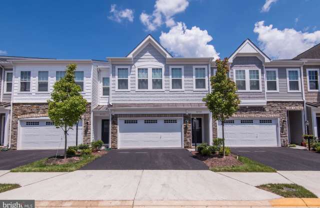 42524 BENFOLD SQUARE Gallery 2