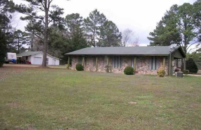 18700 Bruce Lane - 18700 Bruce Lane, East End, AR 72206