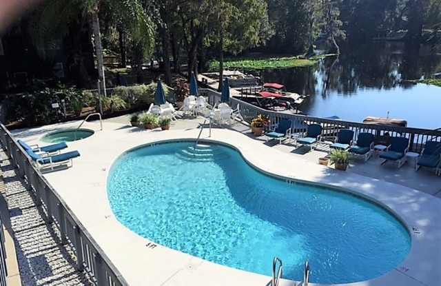 Fully Furnished, Turnkey 1BR/1BA Riverfront Condo – Relax by the Withlacoochee River! - 20800 River Drive, Dunnellon, FL 34431