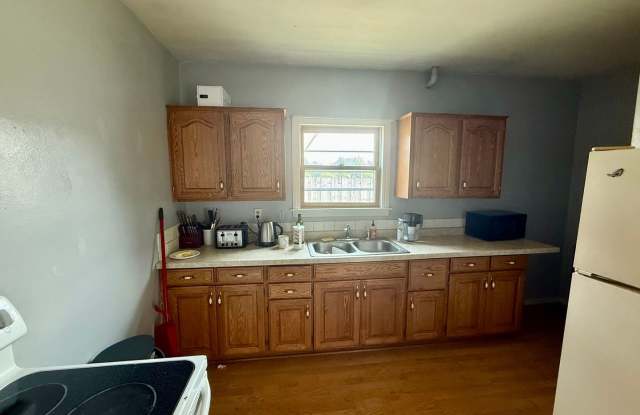 3 Bed 1 Bath Single Family Home in Wausau photos photos