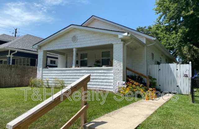 4208 Graceland Ave - 4208 Graceland Avenue, Indianapolis, IN 46208