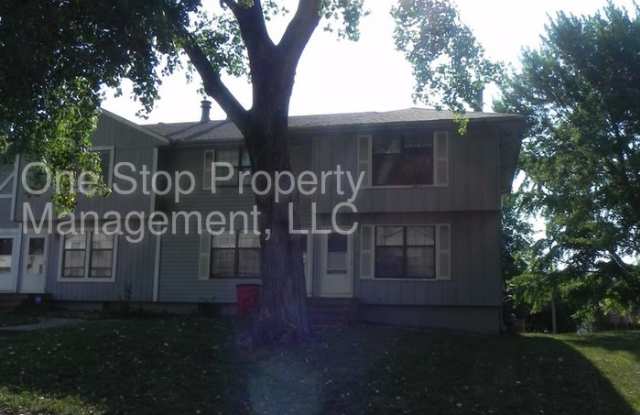 500 Northwest 3rd Street - 500 Northwest 3rd Street, Blue Springs, MO 64014