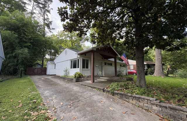 811 Manhasset Rd photos photos