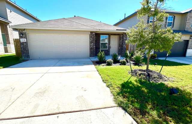 **APPLICATION RECEIVED** MUST SEE! 3 Bedroom / 2 Bath Home w/ AMAZING Community Park  Pool! photos photos