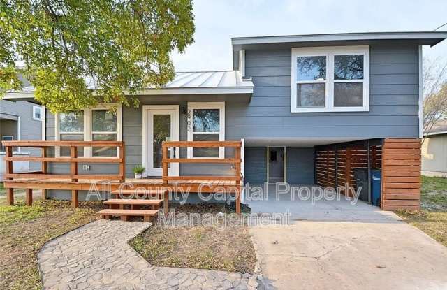 2902 Katy St photos photos