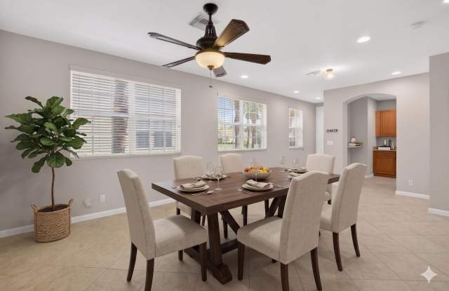 1418 W Wickham Circle Gallery 4