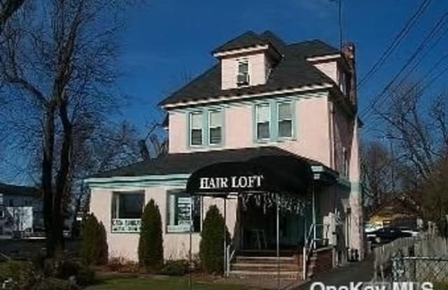 23 Foxhurst Road - 23 Foxhurst Road, Oceanside, NY 11572