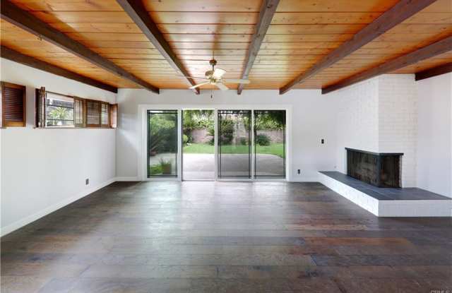 10319 Julius Ave Gallery 4