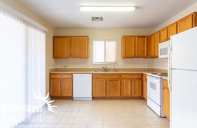 11408 West Hutton Drive Gallery 2