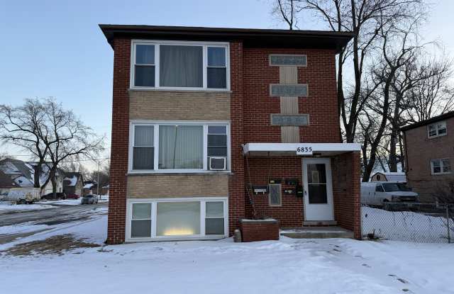 6835 W 79th St photos photos