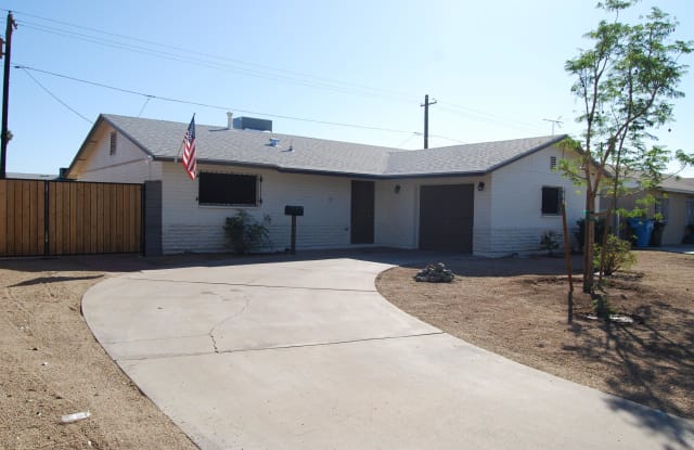 4035 N 79TH Drive - 4035 North 79th Drive, Phoenix, AZ 85033