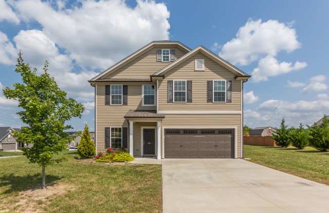 Beautiful 3-Bedroom Home with Fireplace and Spacious Backyard photos photos