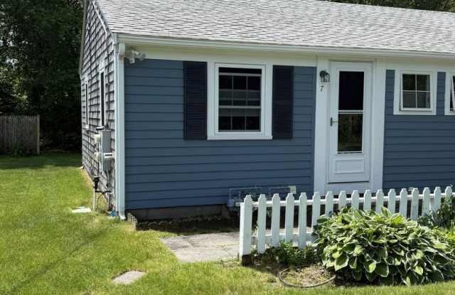 7 May Lane South Yarmouth photos photos