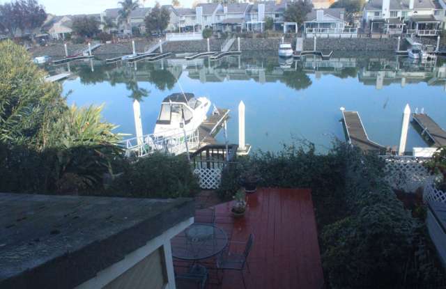 Waterfront Townhome In Pittsburg with Dock! Bring Your Boat! photos photos