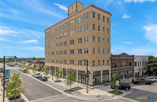 103 E Central Avenue photos photos
