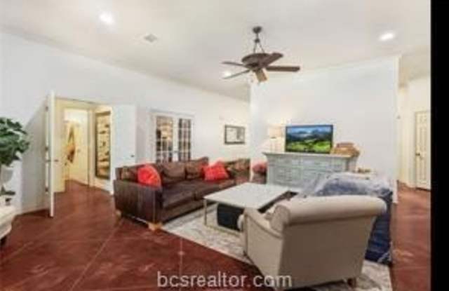 1515 Bluefield Court Gallery 4