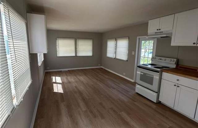 Imperial Harbor Home - First Month Rent FREE! Gallery 3