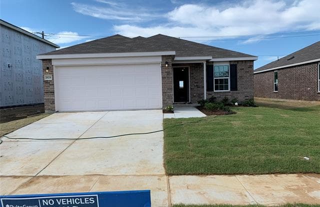 1824 waggoner Drive - 1824 Waggoner Dr, Aubrey, TX 76227