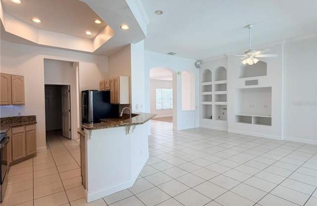 442 KNIGHT Drive Gallery 3