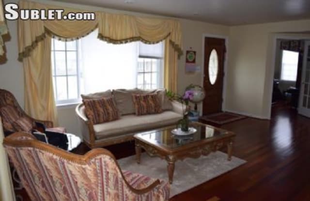 711 Anderson Ave - 711 Anderson Avenue, Rockville, MD 20850