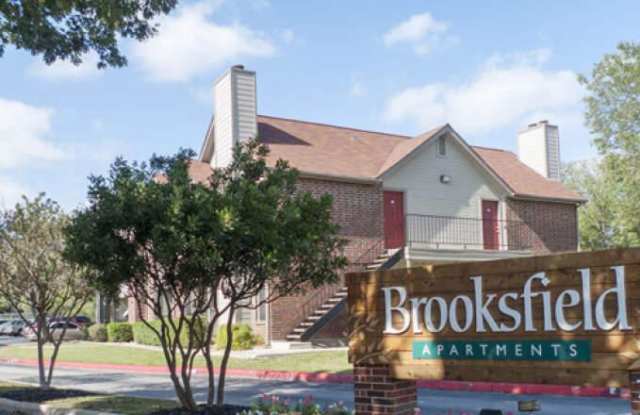 Brooksfield Gallery 4