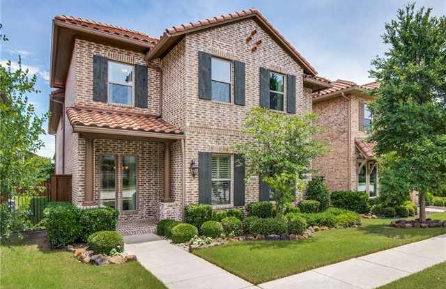 7040 Comal Drive Gallery 2