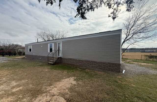 3104 Cardinal Road N photos photos