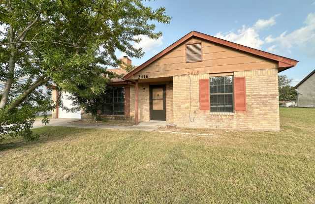 2416 Grasslands Dr photos photos
