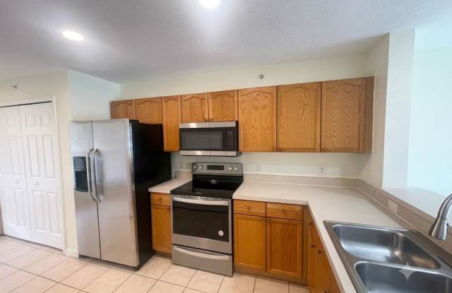 Welcome Home to 2625 Emerald Lake Ct | Kissimmee, FL 34744 Gallery 1