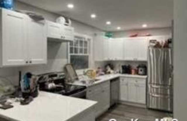 120 Trafalgar Drive Gallery 3