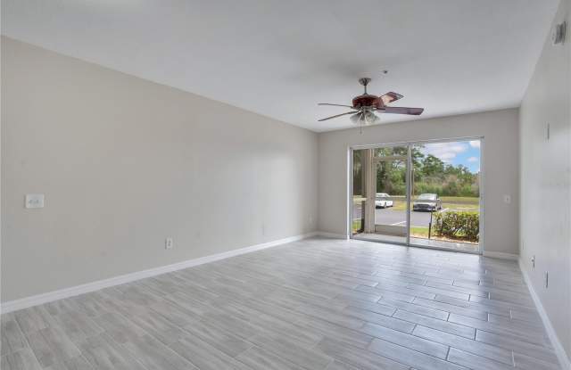3960 SOUTHPOINTE Drive Gallery 4