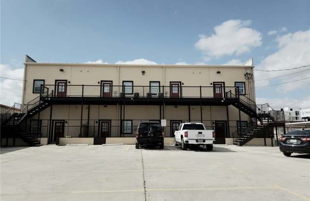 165 S Guadalupe Street unit: 214 photos photos