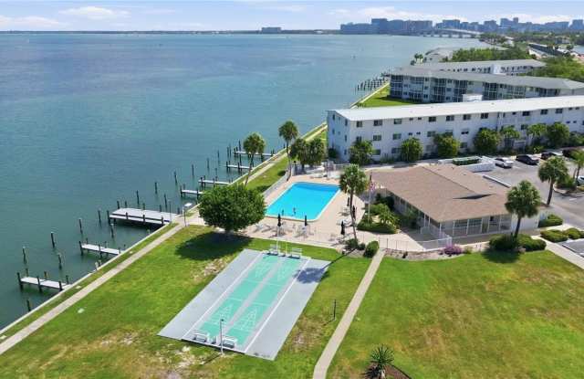 765 JOHN RINGLING Boulevard Gallery 2
