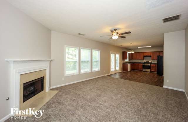 2515 Village Green Drive Gallery 3